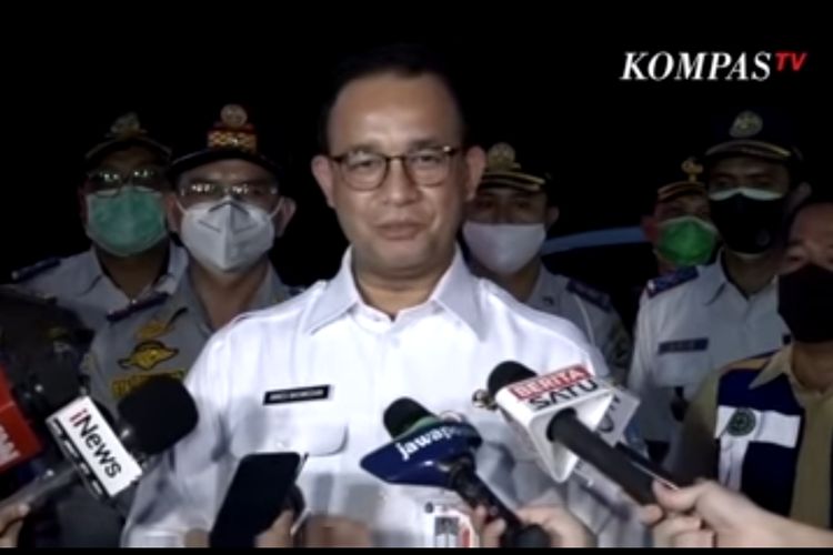 Tangkapan layar Gubernur DKI Jakarta Anies Baswedan saat diwawancarai usai melakukan peninjauan arus balik Lebaran 2020 di Km 47 Tol Jakarta-Cikampek