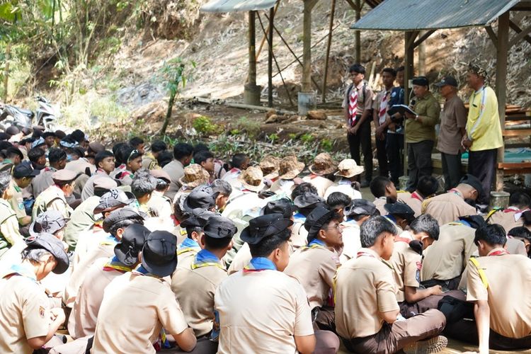 Dari Bambu hingga PLTMH, Peserta Perkemahan Pramuka Santri Nusantara VI Belajar Jaga Lingkungan di Kawasan Ekowisata Boon Pring