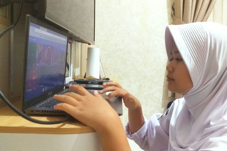 Cara Membersihkan Elektronik yang Terkena Abu Vulkanik