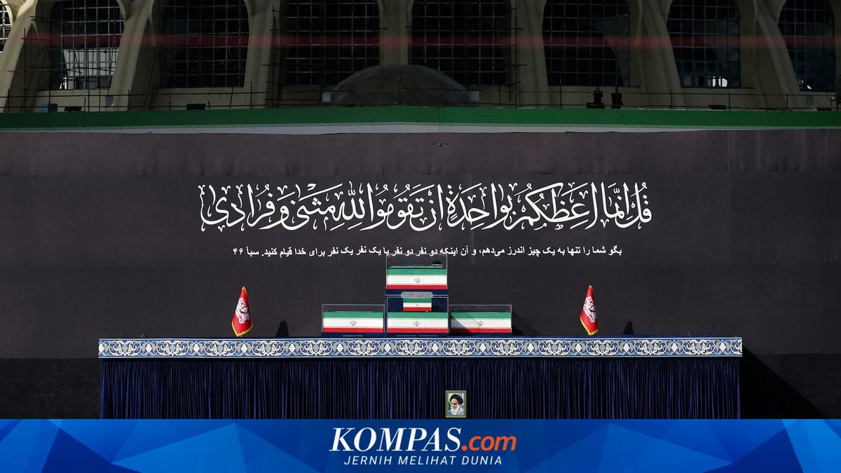 Pemakaman Ali Khamenei Hanya Dihadiri Keluarga Inti, Mojtaba Datang?