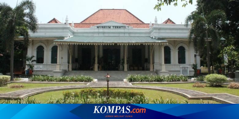 Jejak Pengaruh Islam dalam Budaya Busana Nusantara di ...