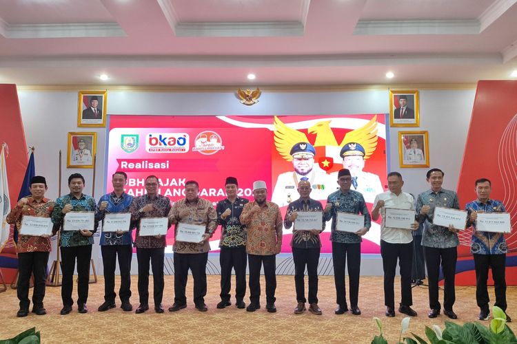 Bengkulu Salurkan Rp 179,67 Miliar DBH, Gubernur: Untuk Jalan, Jembatan, dan BPJS Gratis!
