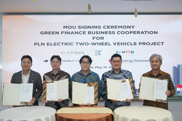 Perkuat Transisi Energi Hijau, KB Bank Dorong Pertumbuhan Industri Motor Listrik