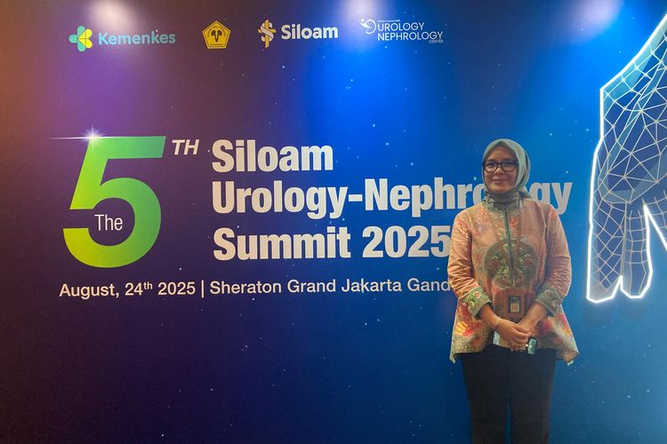 Dokter spesialis anak konsultan nefrologi anak yang berpraktik di RS Siloam Asri dan RSAB Harapan Kita, dr. Ina Zarlina, Sp.A(K), saat ditemui dalam acara Urology?Nephrology Summit 2025 yang digelar oleh Siloam Asri di Jakarta Selatan, Minggu (24/8/2025).