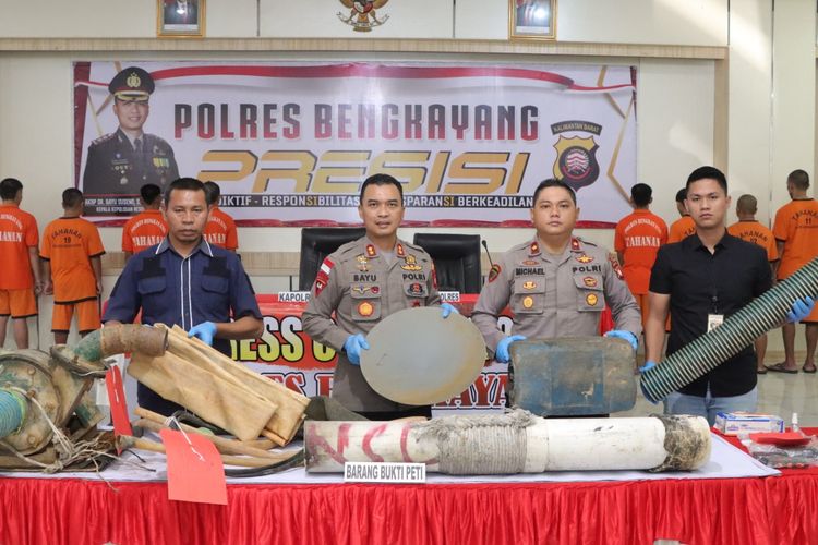 Polisi Gerebek 5 Lokasi Tambang Emas Ilegal Di Bengkayang Kalbar, 19 ...