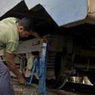 Kereta Api Serayu Pagi Anjlok di Ciamis, Penumpang Dievakuasi