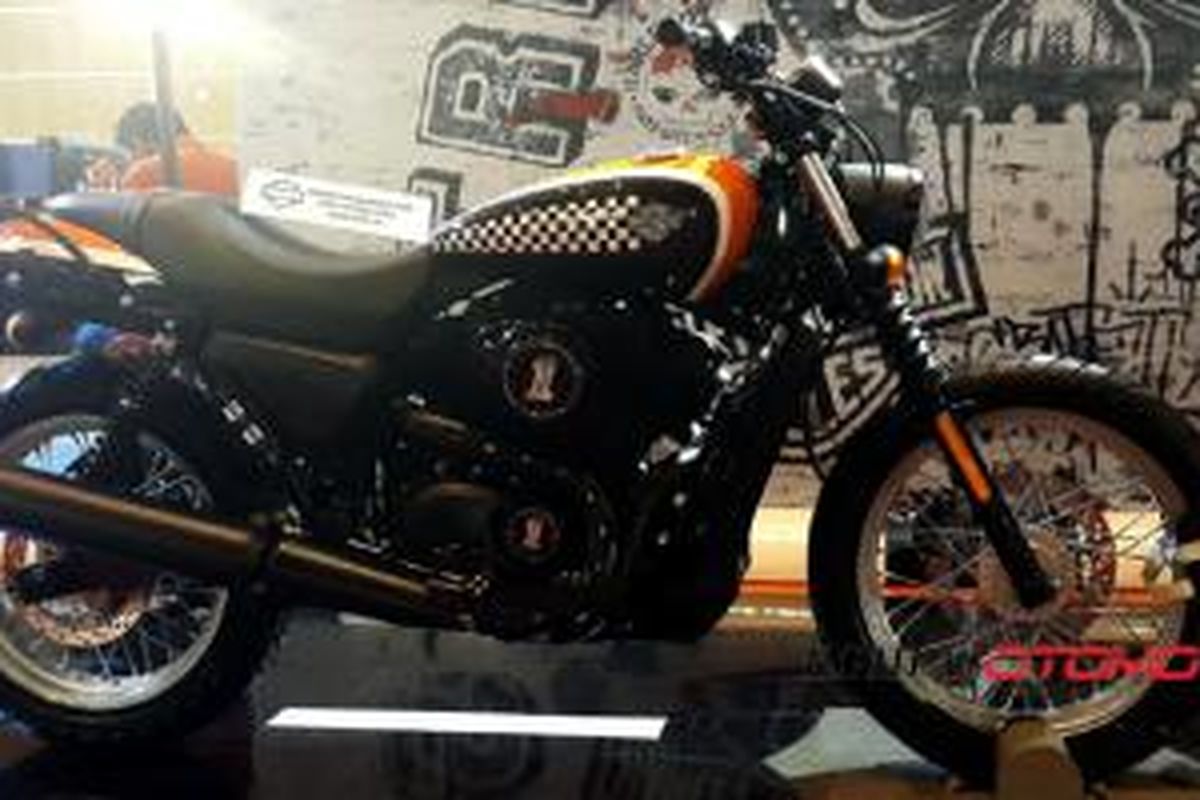 Harley-Davidson Street 500 yang dimodifikasi menjadi Street Tracker dijual lebih mahal Rp 130 juta dari harga standar.