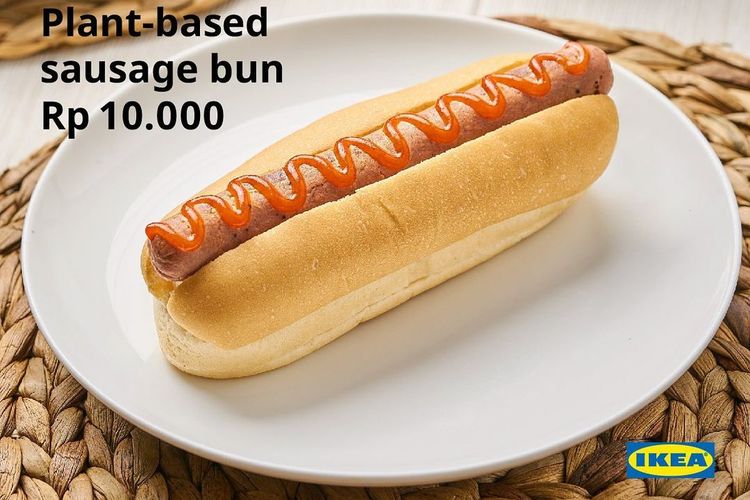 Plant-based sausage bun, hot dog dengan sosis nabati ala IKEA. 