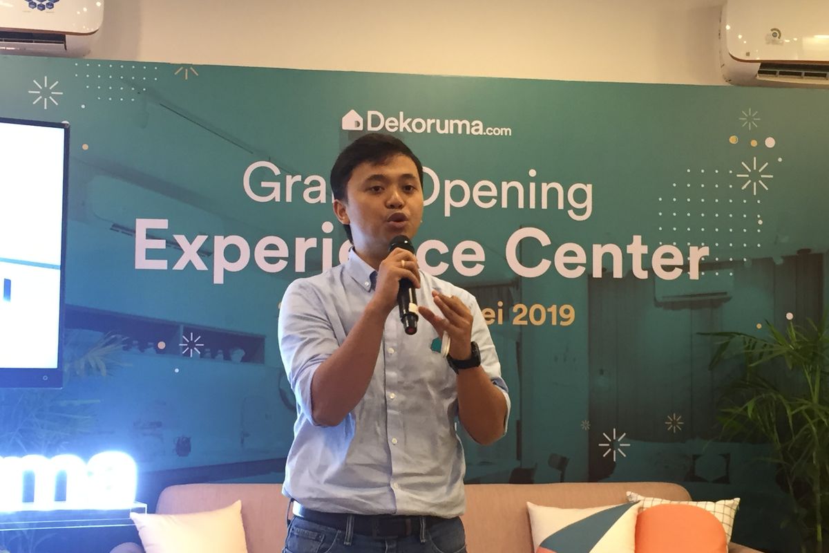 CEO Dekoruma Dimas Harry Priawan