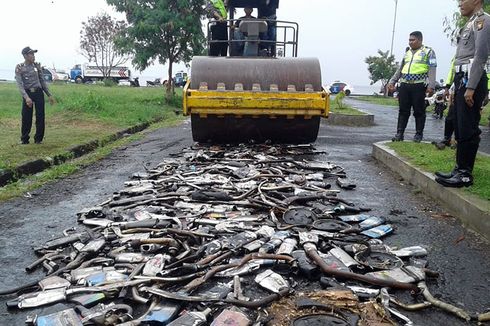 Polisi Tindak Tegas Konvoi Motor dengan Knalpot Berisik di Malam Tahun Baru