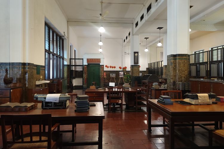 Ruang khusus kasir untuk nasabah Tionghoa pada era kolonial Belanda di Museum Bank Mandiri, Jakarta, Rabu (27/8/2025). 