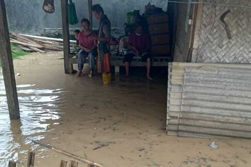 Genangan Belum Surut Sudah Hujan Lagi, Sebagian Karawang Kembali Terendam Banjir