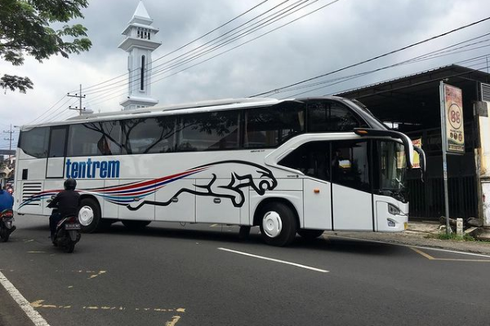 Bus Baru PO Tentrem Pakai Bodi Avante H7 untuk Bus AKDP