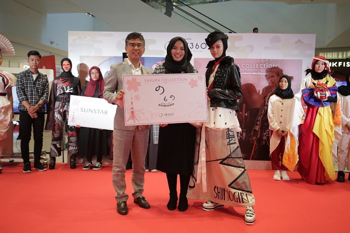 Siswa kelas X SMK NU Banat Kudus Dania Pulungan sukses meraih Juara 2 dalam ajang ajang bergengsi Grand Prix Sakura Collection ?Asia Students Awards 2020? berkat ide Shinogiri. Mengusung konsep ?SHINOGIRI? yaitu kolaborasi ide dari ?SHINOBI x ONIGIRI?.  Shinobi merupakan nama lain dari ninja dan onigiri semacam streetfood dikalangan masyarakat Jepang