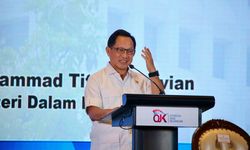 Mendagri Tekankan Pentingnya Keseimbangan APBD dan Peran Swasta dalam Pembangunan Daerah