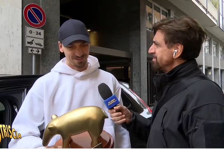 "Penghargaan" untuk AC Milan, Zlatan Terima Trofi Tapir Emas