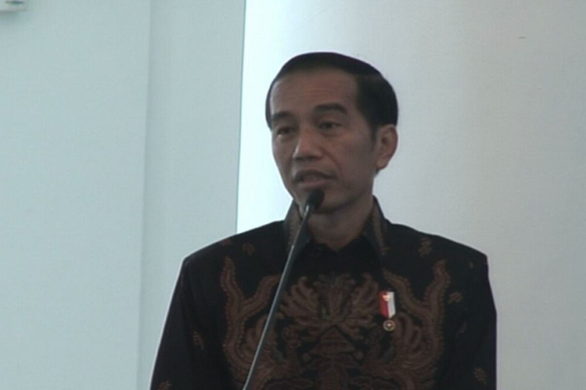 Presiden Joko Widodo saat berpidato pada Penyampaian Laporan Hasil Pemeriksaan atas Laporan Keuangan Pemerintah Pusat (LHP LKPP) Tahun 2016 oleh Badan Pemeriksa Keuangan, di Istana Bogor, Jawa Barat, Selasa (23/5/2017)