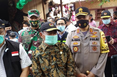Kampanye Pakai Masker di Lombok, Menko PMK: Kalau Disiplin, Covid-19 Bisa Dikendalikan