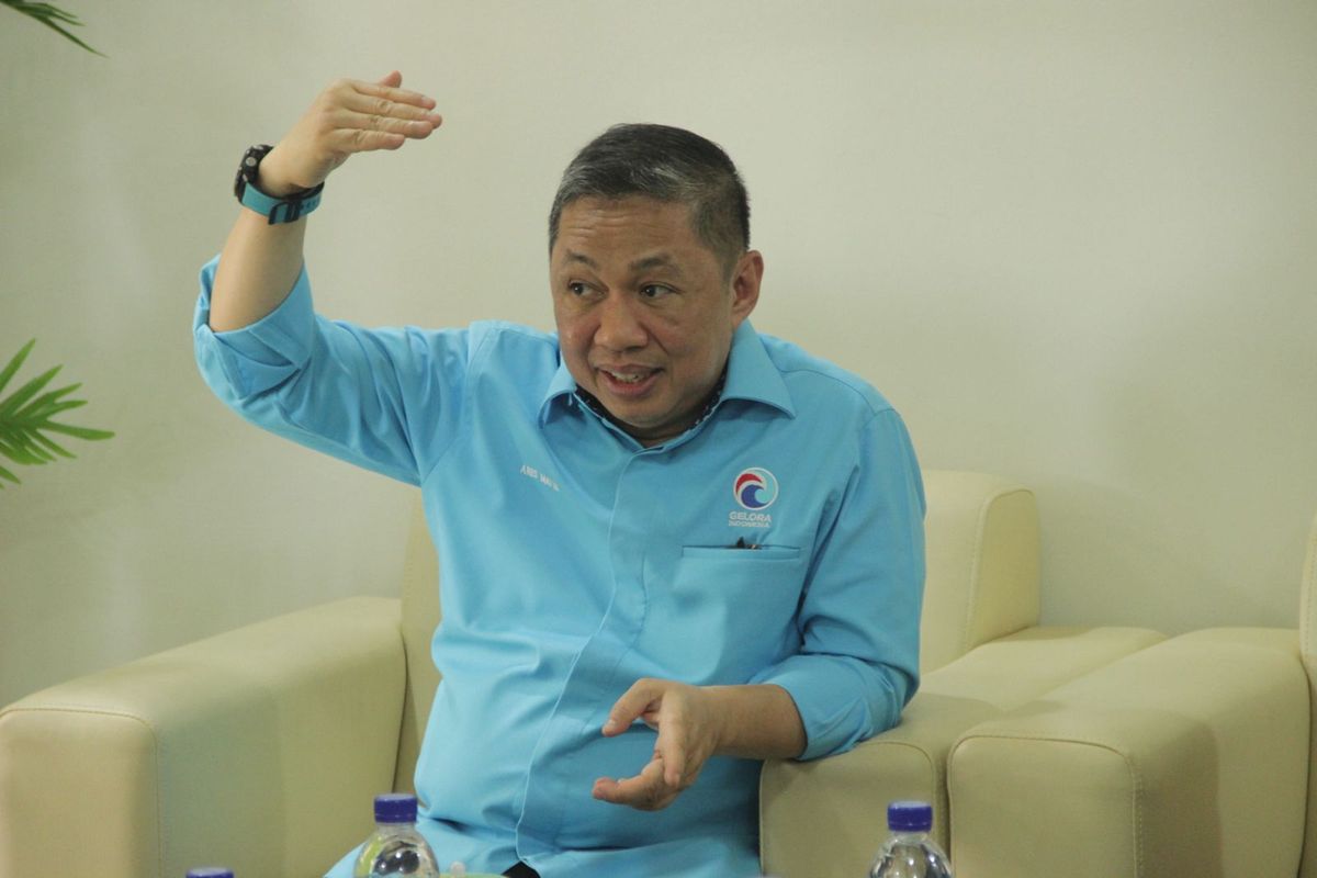 Ketua Umum Partai Gelombang Rakyat (Gelora) Indonesia, Anis Matta, dalam salah satu sesi silaturahmi di tengah rangkaian Dialog Keumatan yang digelar di Karanganyar, Jawa Tengah, Minggu (20/1/2024). 