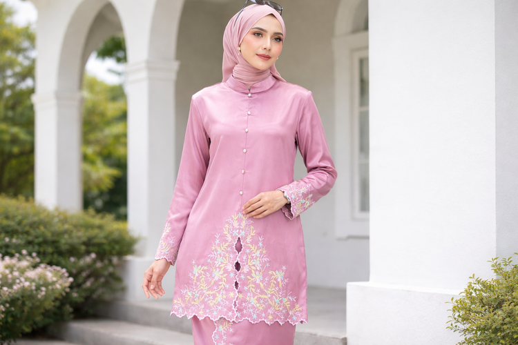 Baju kurung melayu dengan silk bordir premium