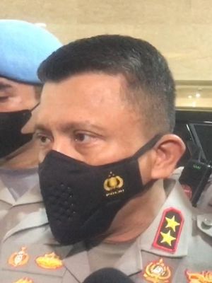 Kepala Divisi Profesi dan Pengamanan (Kadiv Propam) Polri nonaktif Irjen Ferdy Sambo saat menjalani pemeriksaan terkait tewasnya Brigadir J di Bareskrim Polri, Jakarta Selatan, Kamis (4/8/2022). 