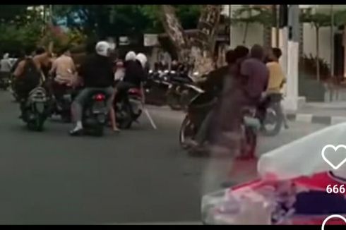 2 Konvoi Pelajar di Medan Rampas Ponsel dan Acungkan Senjata Tajam