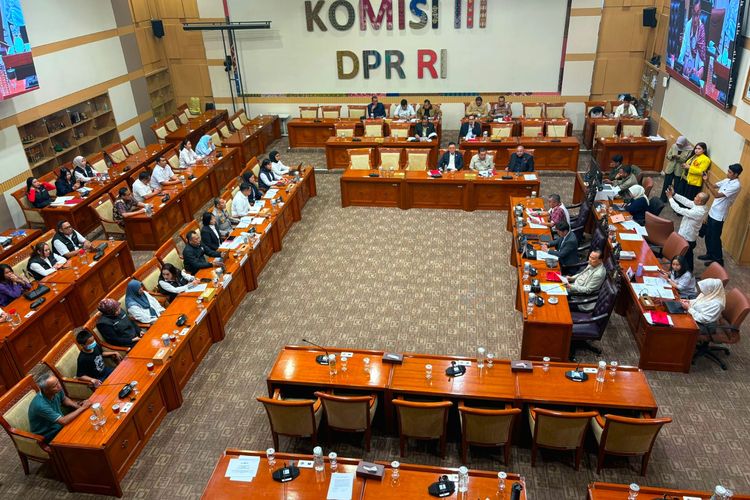 Prabowo Diminta Turun Tangan Usut Polisi yang Tutupi Kasus Pembakaran Santri di Lombok
