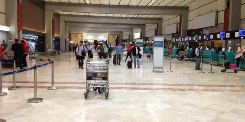 Suasana Terminal 2F Bandara Soekarno-Hatta, Tangerang, Banten.