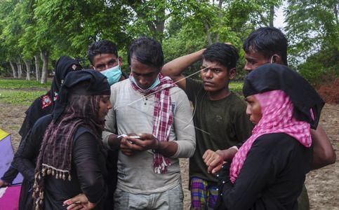 81 Rohingya Refugees Stranded in Indonesia's Aceh Province