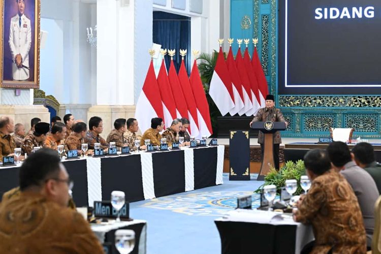 Kebijakan Presiden Prabowo di Tengah Arus Konstitusionalisme Populer