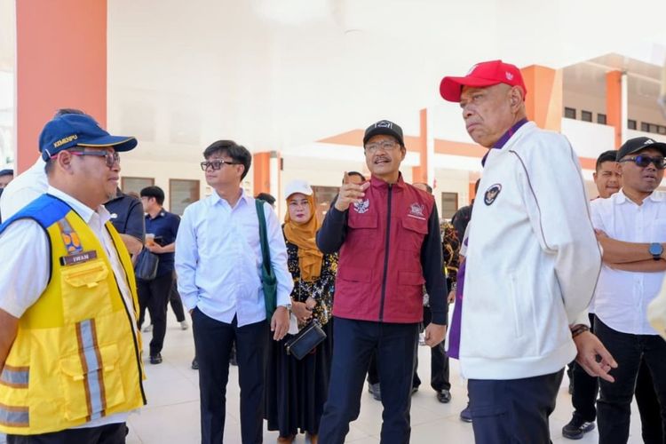 Dukung Pendidikan Gratis Anak Miskin Ekstrem, Mensos Gus Ipul Inspeksi Sekolah Rakyat Seluas 7,6 Hektar di Makassar