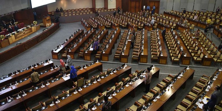 Suasana Rapat Paripurna Masa Persidangan I Tahun Sidang 2019-2020 di Kompleks Parlemen Senayan, Jakarta, Kamis (5/9/2019). Rapat paripurna tersebut membahas RUU tentang Perubahan Atas UU Nomor 2 Tahun 2018 tentang perubahan kedua atas Undang-Undang No.17 Tahun 2014 tentang MPR, DPR dan DPRD (UU MD3), serta RUU tentang Perubahan Atas UU Komisi Pemberantasan Tindak Pidana Korupsi (KPK).