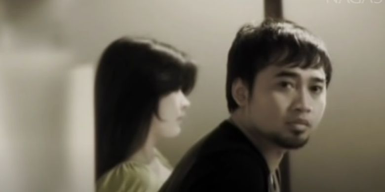 Lirik Dan Chord Lagu Dua Cincin Hello Band Halaman All Kompas Com