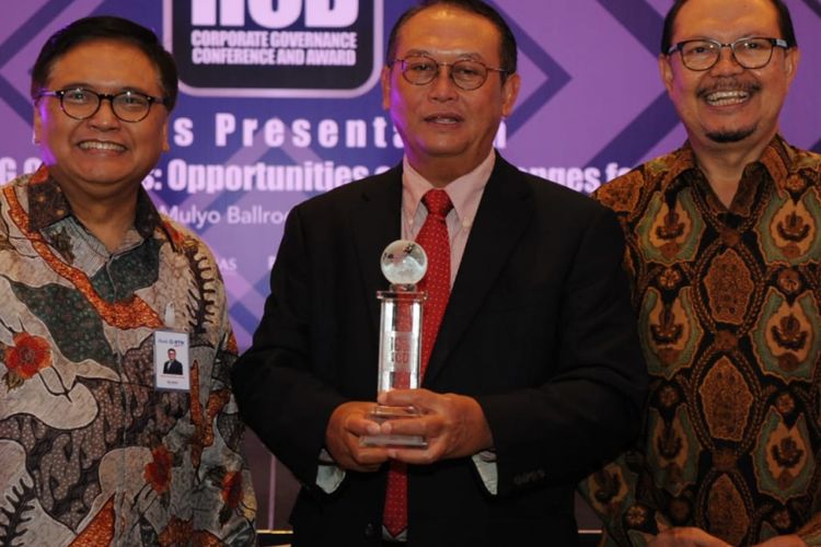 PT Bank Tabungan Negara (Persero) Tbk meraih penghargaan transparansi perusahaan berkapitalisasi besar. Penghargaan diberikan oleh Indonesian Institute for Corporate Directorship (IICD).