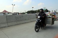 Dari Jemuran Padi hingga Kambing Lepas Ada di Tol Kartosuro-Sragen