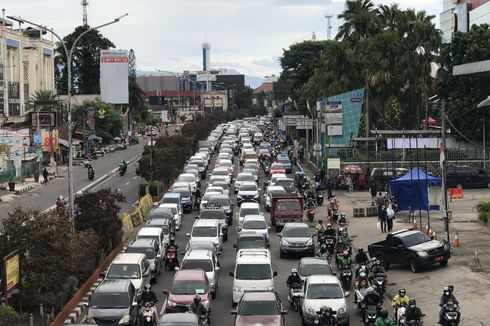 Dishub Depok Klaim Arus Lalu Lintas di Hari Kedua Ganjil Genap Lebih Lancar meski Masih Macet