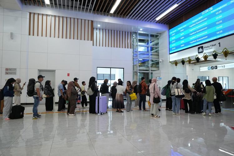 Jangan panik bila ketinggalan jadwal kereta cepat Whoosh Jakarta-Bandung maupun sebaliknya. Tiket Whoosh masih bisa dijadwalkan ulang (reschedule).