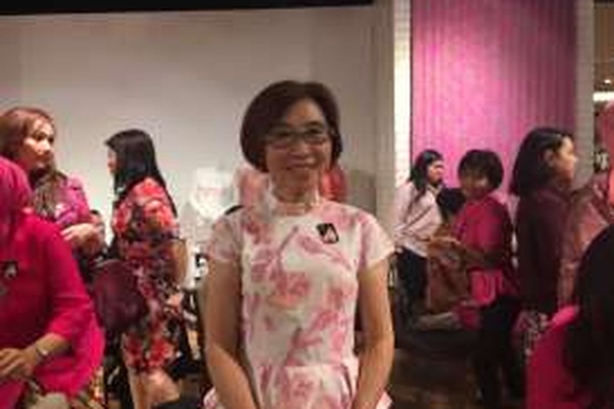 Susan Jeni, salah satu survivor kanker payudara dalam acara Bravo Madame di Galeries Lafayette Jakarta, Kamis (20/10/2016).