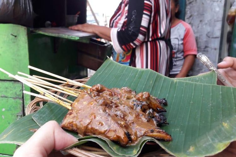 sate kere mbak Tug yang sudah siap disantap. 