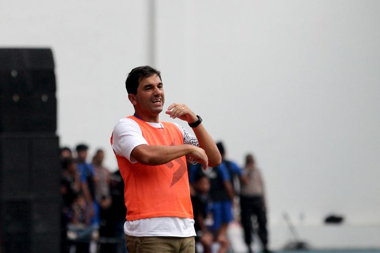 Eduardo Almeida, pelatih Arema FC.