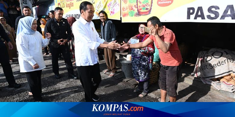 Jokowi Didampingi Iriana Tinjau Pasar Wonogiri, Sebut Harga Pangan Membaik tapi Beras Agak Naik