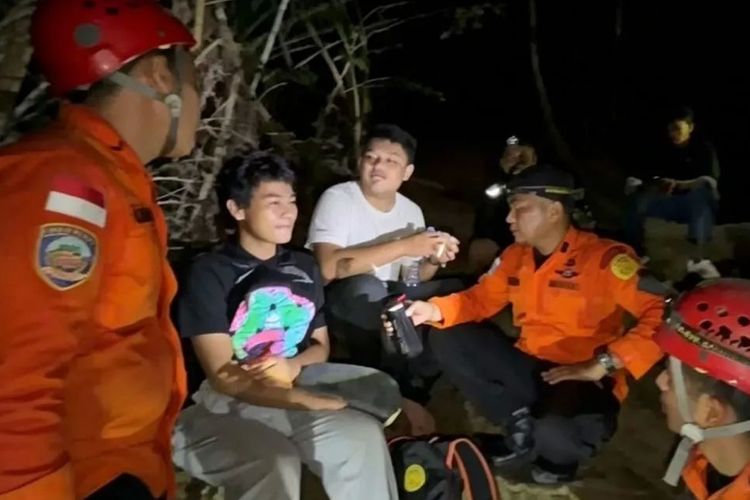 2 Pendaki Tersesat di Gunung Jantan Karimun Ditemukan Selamat, SAR Gunakan Drone Thermal