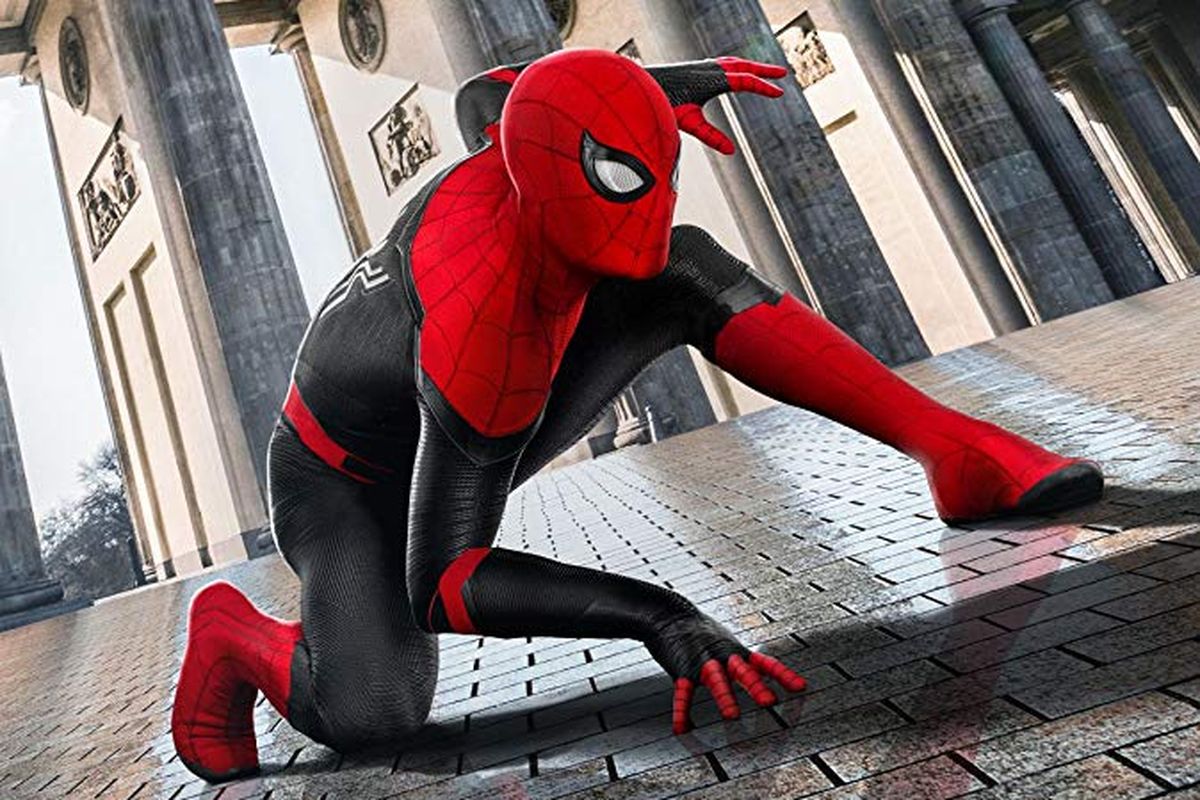 Poster film Spider-Man: Far From Home.