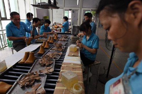 Polemik Pindahnya Pabrik Sepatu dari Banten ke Jawa Tengah...