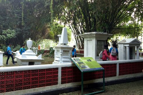 Menengok Makam Para Pemimpin Zaman Kolonial di Kebun Raya Bogor
