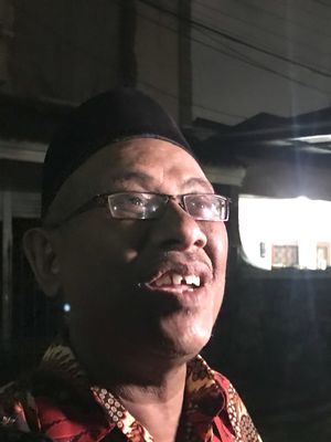 Ahmad Nurzaman, Ketua RT 04/01 di kompleks Duren Tiga Utara II, Pancoran, Jakarta Selatan saat ditemui usai penggeledahan di rumah yang ditempati ajudan mantan Kepala Divisi Profesi dan Pengamanan (Kadiv Propam) Ferdy Sambo.