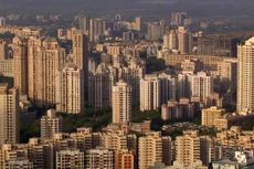 Sebuah Gedung Apartemen di Mumbai Runtuh