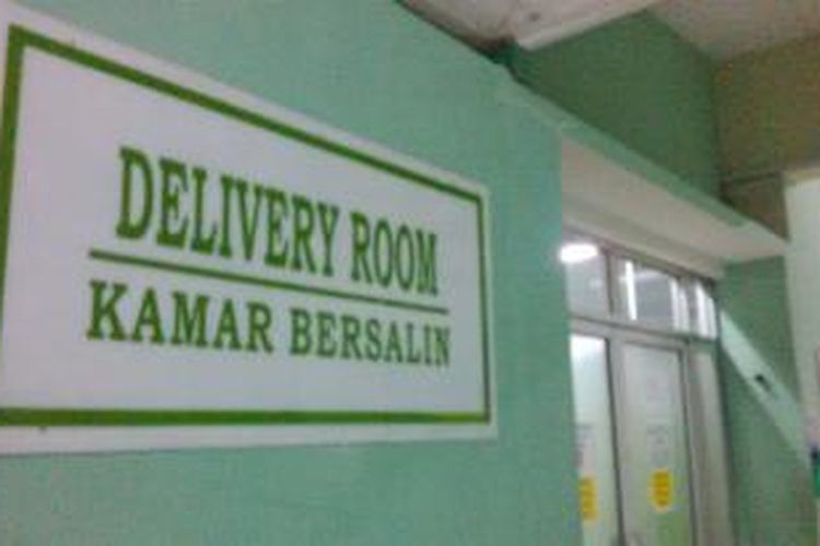 Seorang bayi dicuri dari ruang bersalin di Rumah Sakit Hasan Sadikin Bandung.
