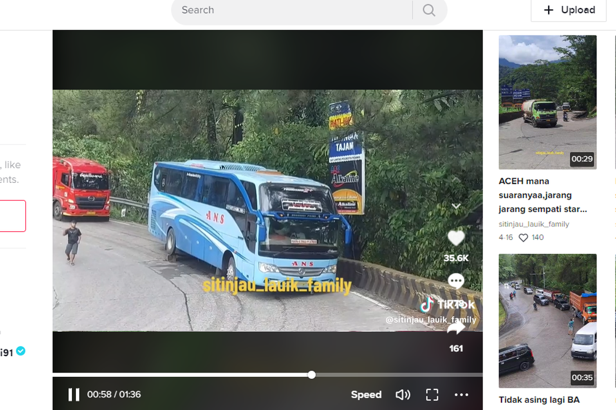 Cuplikan video bus PO ANS alami rem blong di Sitinjau Lauik