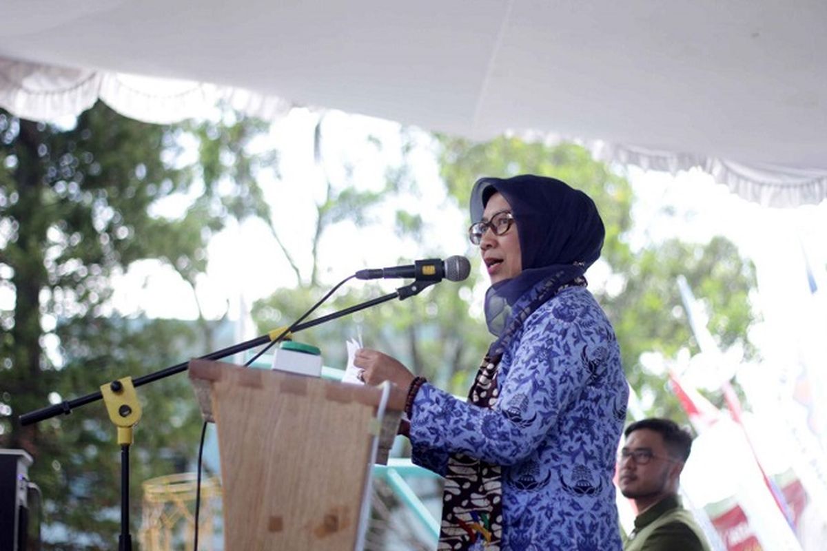 Kepala Disdik Jabar Dewi Sartika.